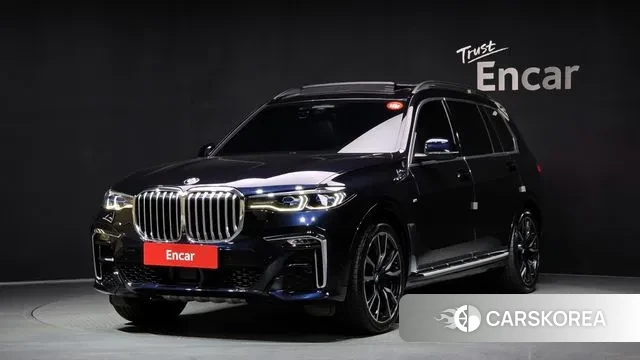 BMW X7 (G07) 2022 Черный из Кореи