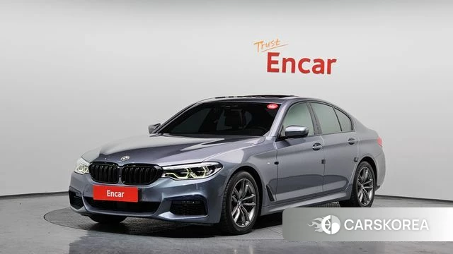 BMW 5 Series (G30) 2019 Цвет галактики из Кореи