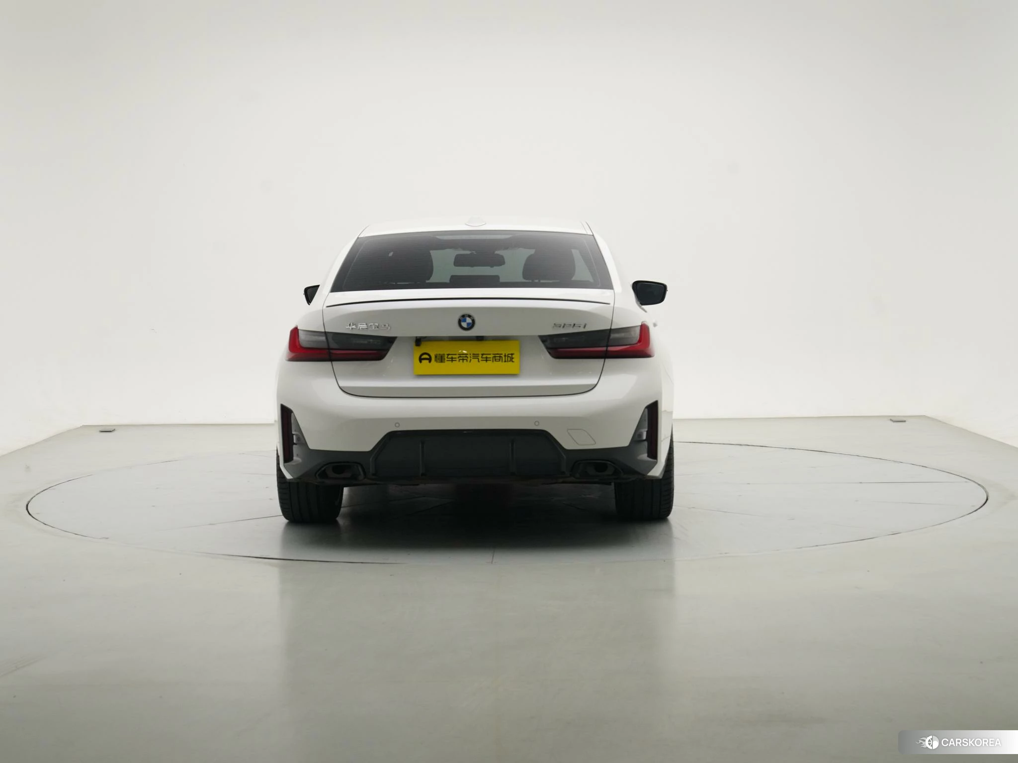 BMW 3 series 2022 Белый из Китая