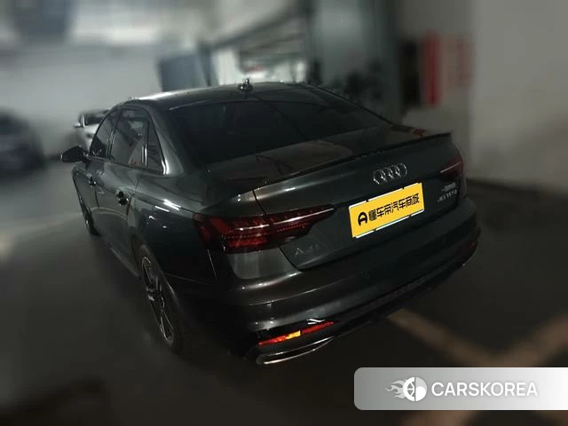 Audi A4L 2023 Темно-серый из Китая