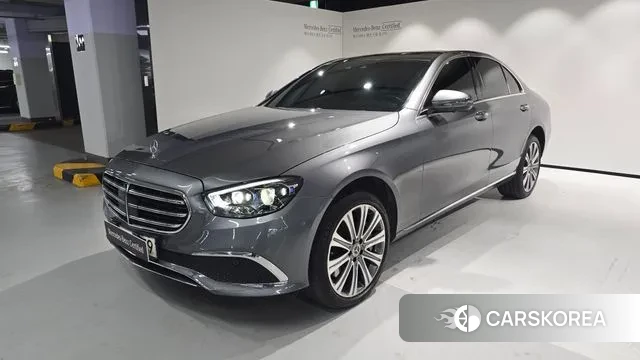 Mercedes-Benz E-Class W213 2021 Серый из Кореи