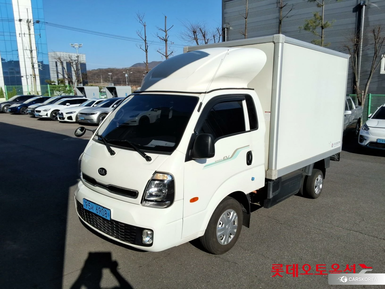 Kia Bongo Ⅲ EV Plus Built-in Car 2021 Белый из Кореи