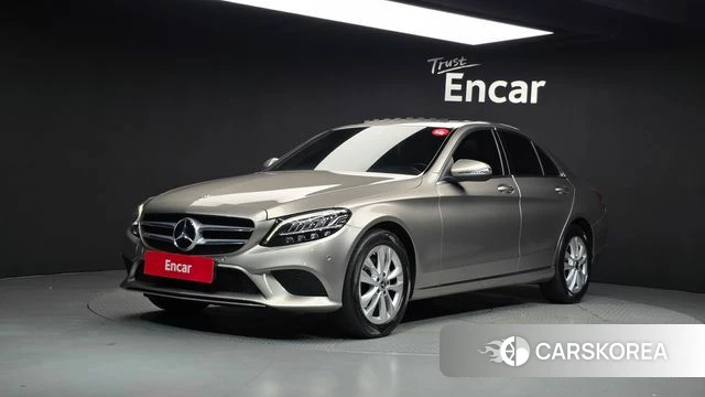 Mercedes-Benz C-Class W205 2019 Песочный из Кореи