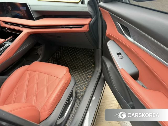 Chang'an CS75 PLUS 2023 Темно-серый из Китая