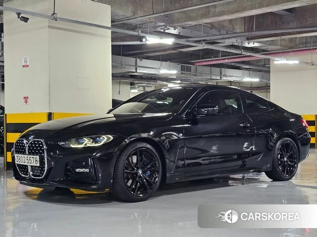 BMW 4 Series (G22) 2021 Черный из Кореи