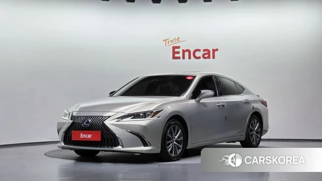 Lexus ES300h 7th generation 2019 Песочный из Кореи