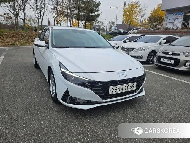 Hyundai Avante (CN7) 2021 Белый из Кореи