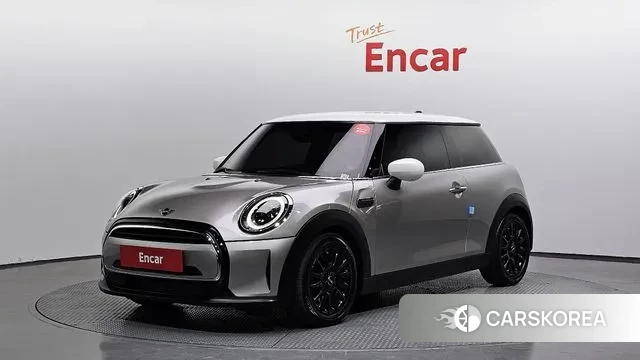 Mini Cooper 2023 Серебряный из Кореи