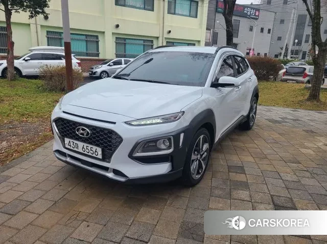 Hyundai Kona 2019 Белый из Кореи