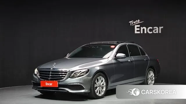 Mercedes-Benz E-Class W213 2019 Серый из Кореи