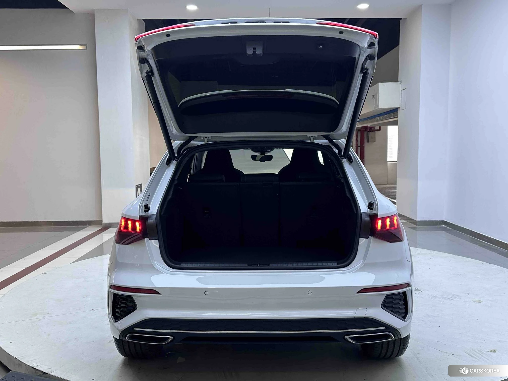 Audi A3 2023 Белый из Китая