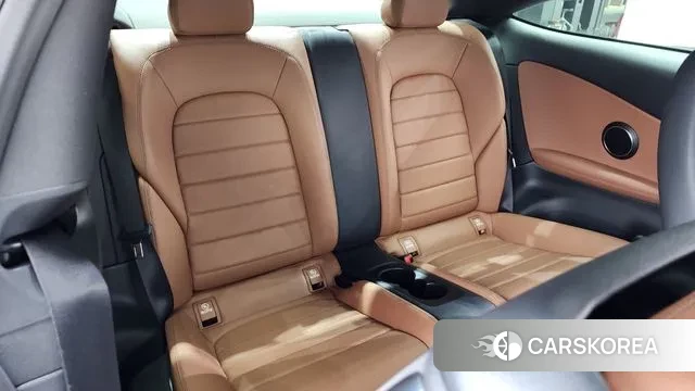 Mercedes-Benz C-Class W205 2019 Белый из Кореи, фото 2