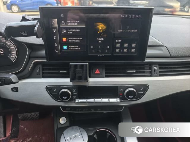 Audi A4L 2021 Белый из Китая, фото 2
