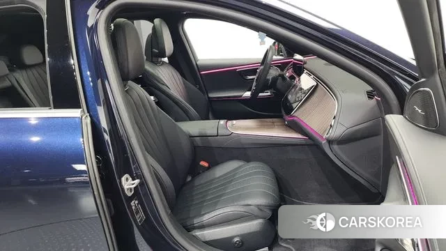 Mercedes-Benz E-Class W214 2024 Синий из Кореи, фото 2