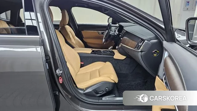 Volvo S90 2021 Серый из Кореи, фото 2