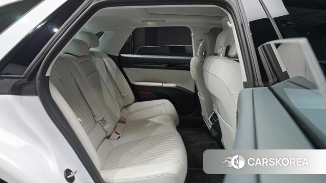 Hyundai Grandeur Hybrid (GN7) 2024 Белый из Кореи, фото 2