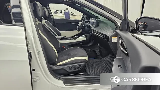 Kia EV6 2023 Белый из Кореи, фото 2