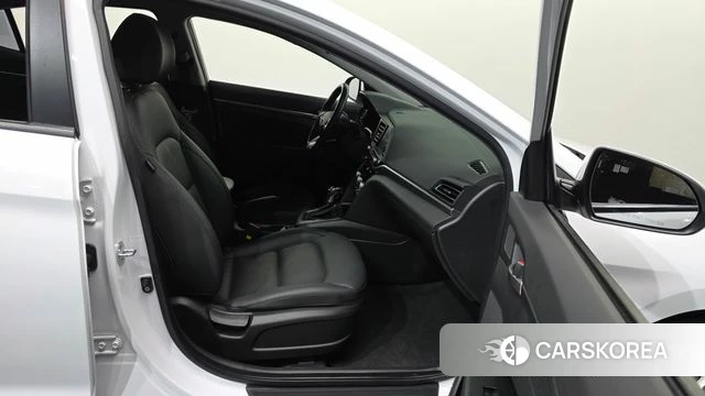 Hyundai The New Avante AD 2019 Белый из Кореи, фото 2