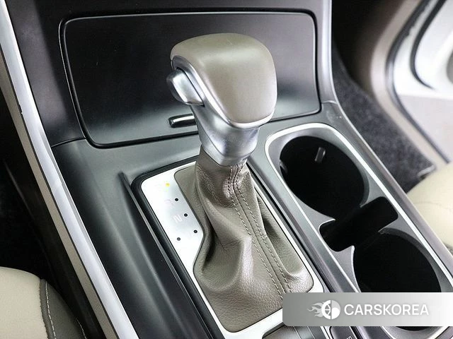 Kia Carnival 4th generation 2022 Белый из Кореи, фото 2