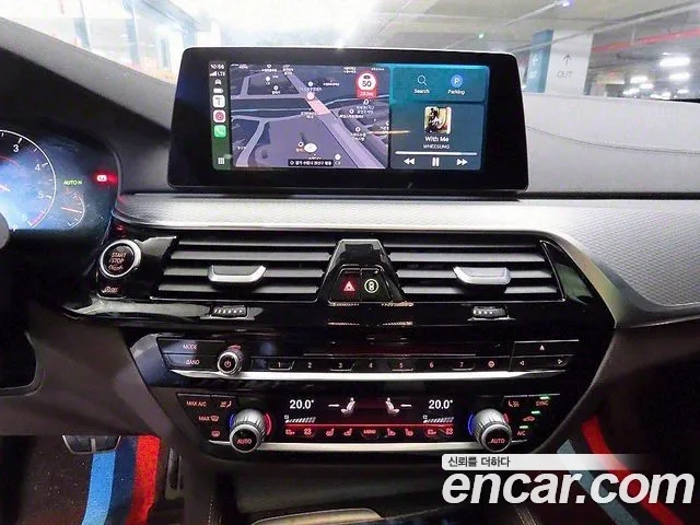 BMW 5 Series (G30) 2019 Белый из Кореи, фото 2