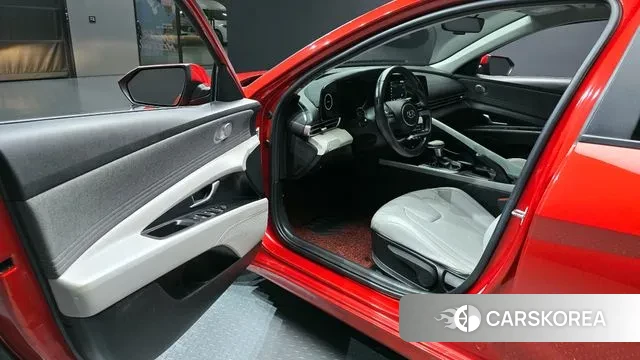 Hyundai Avante (CN7) 2020 Красный из Кореи, фото 2