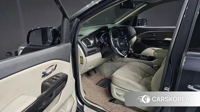 Kia The New Carnival 2020 Серый из Кореи, фото 2