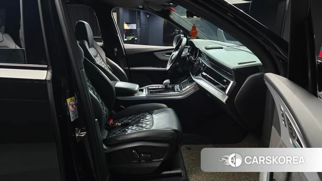 Audi Q7 (4M) 2022 Черный из Кореи, фото 2