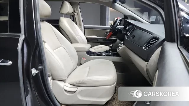 Kia The New Carnival 2018 Серый из Кореи, фото 2