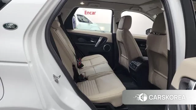 Land Rover Discovery Sports 2nd Generation 2025 Белый из Кореи, фото 2