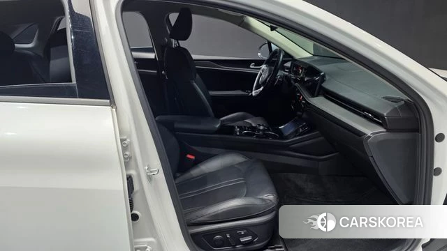 Kia The New K5 3rd generation 2024 Белый из Кореи, фото 2