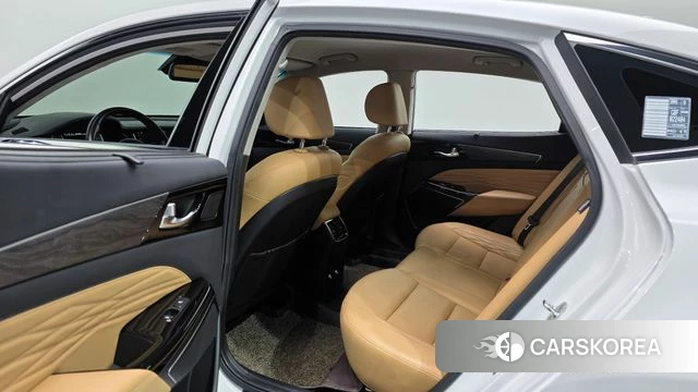 Kia K7 Premier Hybrid 2019 Белый из Кореи, фото 2