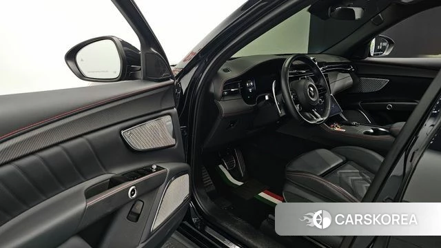 Maserati Grecale 2023 Черный из Кореи, фото 2