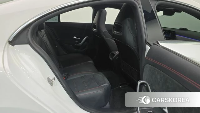 Mercedes-Benz CLA-Class C118 2024 Белый из Кореи, фото 2