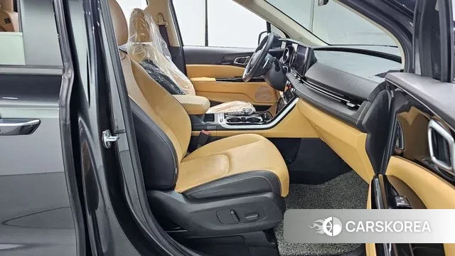 Kia Carnival 4th generation 2021 Серый из Кореи, фото 2