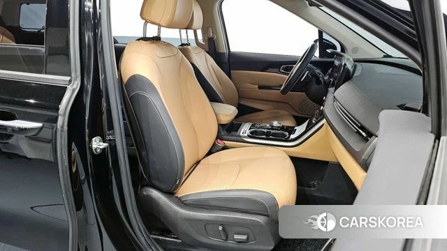 Kia Carnival 4th generation 2023 Черный из Кореи, фото 2