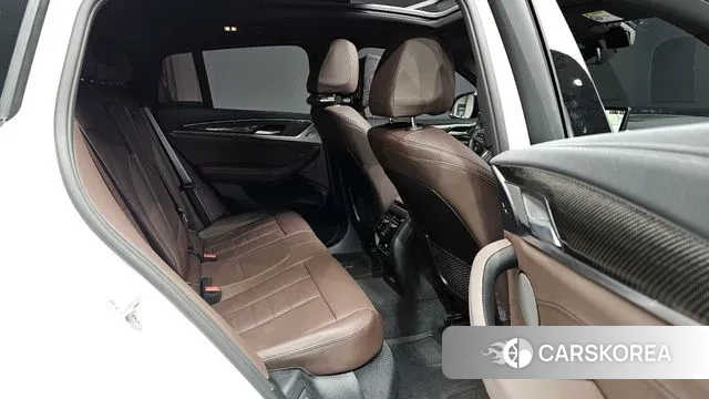 BMW X4 (G02) 2024 Белый из Кореи, фото 2