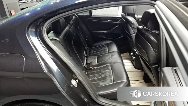 BMW 5 Series (G30) 2018 Синий из Кореи, фото 2