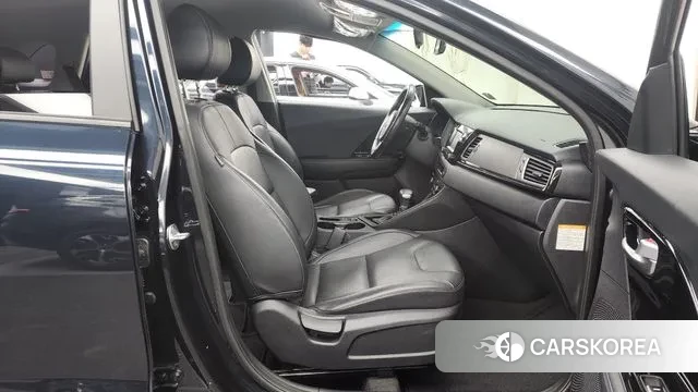 Kia Niro 2018 Синий из Кореи, фото 2