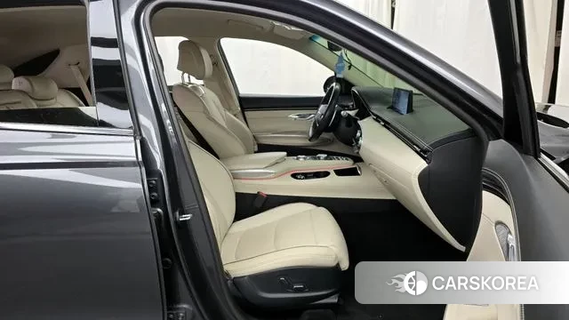 Genesis GV70 2021 Серый из Кореи, фото 2