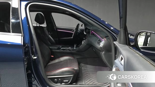 Genesis G70 2019 Синий из Кореи, фото 2
