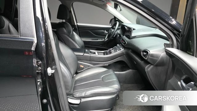 Hyundai The New Santa Fe 2021 Черный из Кореи, фото 2