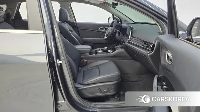 Kia Sportage 5th Generation 2023 Серый из Кореи, фото 2