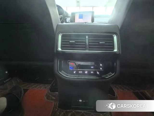 Volkswagen Tourang 2023 Серебристо-серый из Китая, фото 2