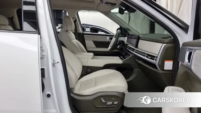 Hyundai Santa Fe (MX5) 2024 Белый из Кореи, фото 2