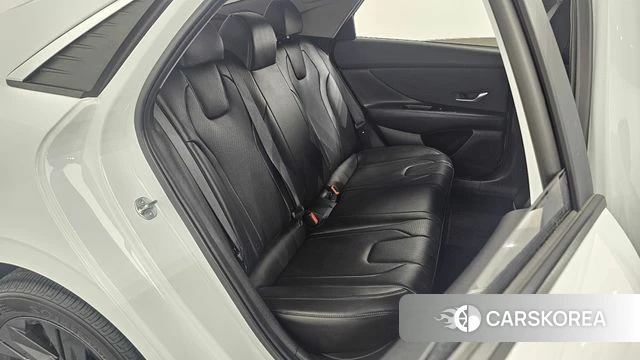 Hyundai Avante (CN7) 2023 Белый из Кореи, фото 2