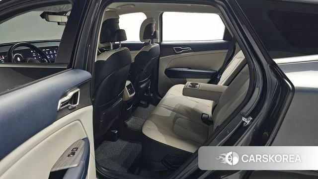 Kia Sportage 5th Generation Hybrid 2024 Серый из Кореи, фото 2
