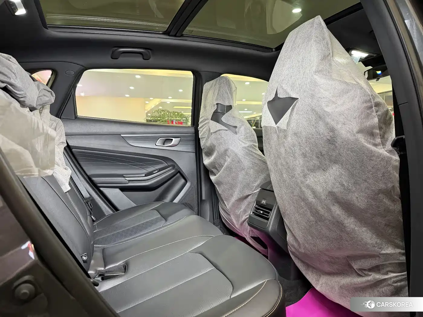 Chang'an CS55PLUS PHEV 2026 Silver/gray из Китая, фото 2