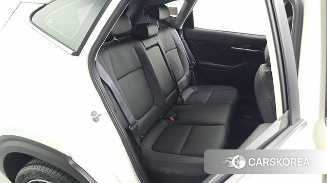 Kia Seltos 2022 Белый из Кореи, фото 2