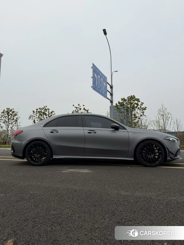 Mercedes-Benz Class A AMG 2022 Темно-серый из Китая, фото 2