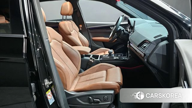 Audi Q5 (FY) 2022 Черный из Кореи, фото 2